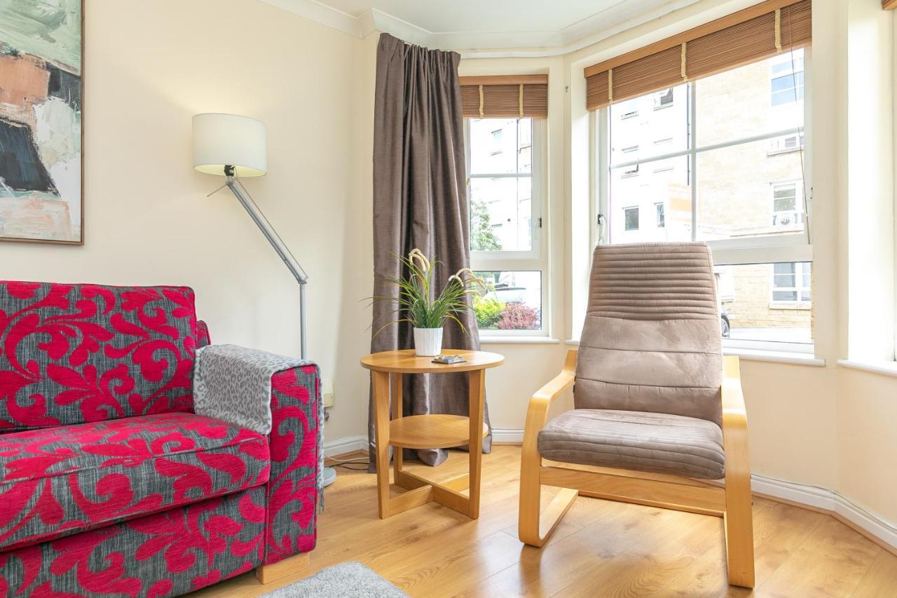 Dicksonfield Quiet Central Family Apartment With Parking Edinburgh Luaran gambar